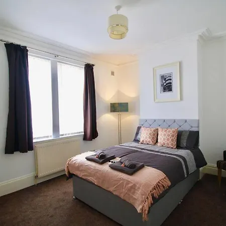 #stayhere 5 - Sleeps 10, Close To Leeds City Centre * Λιντς