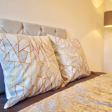 #stayhere 5 - Sleeps 10, Close To Leeds City Centre Σπίτι διακοπών Λιντς