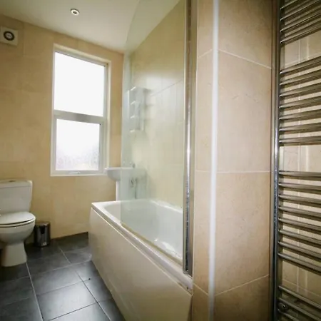 #stayhere 5 - Sleeps 10, Close To Leeds City Centre * Λιντς